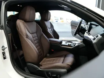 BMW M440 i xDrive Coupe