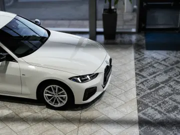 BMW M440 i xDrive Coupe