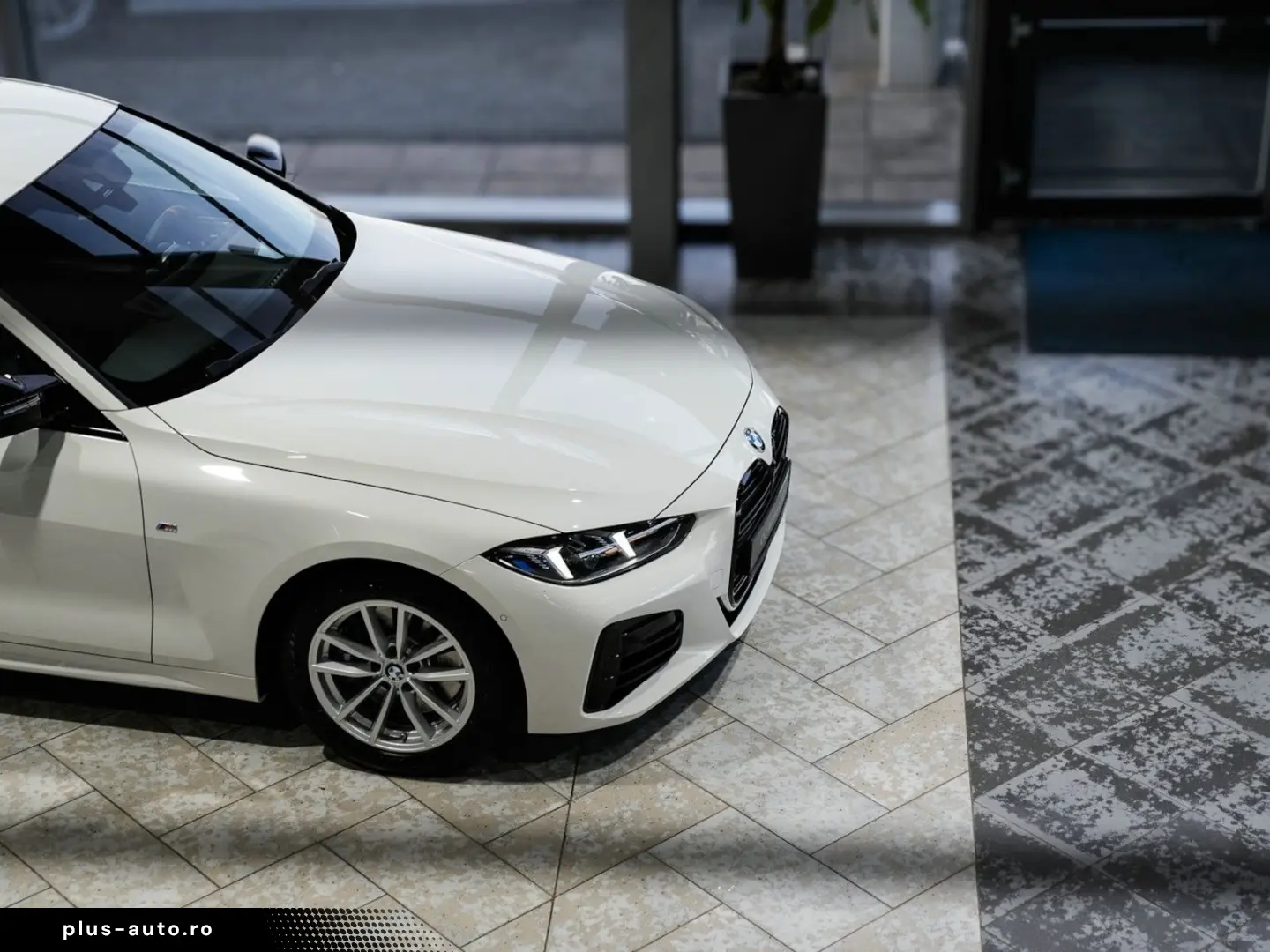 BMW M440 i xDrive Coupe