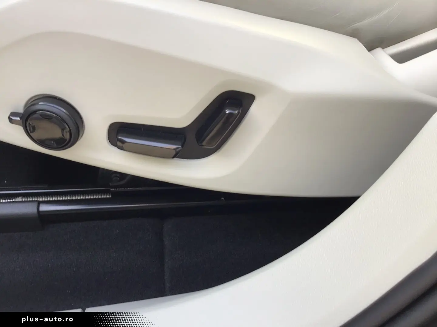 VOLVO XC60 T6 Inscription Plus Bright AWD Stdhzg. Cam