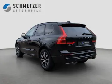 VOLVO XC60 B4 Diesel Plus Dark BLIS E-Sitze HarmanK