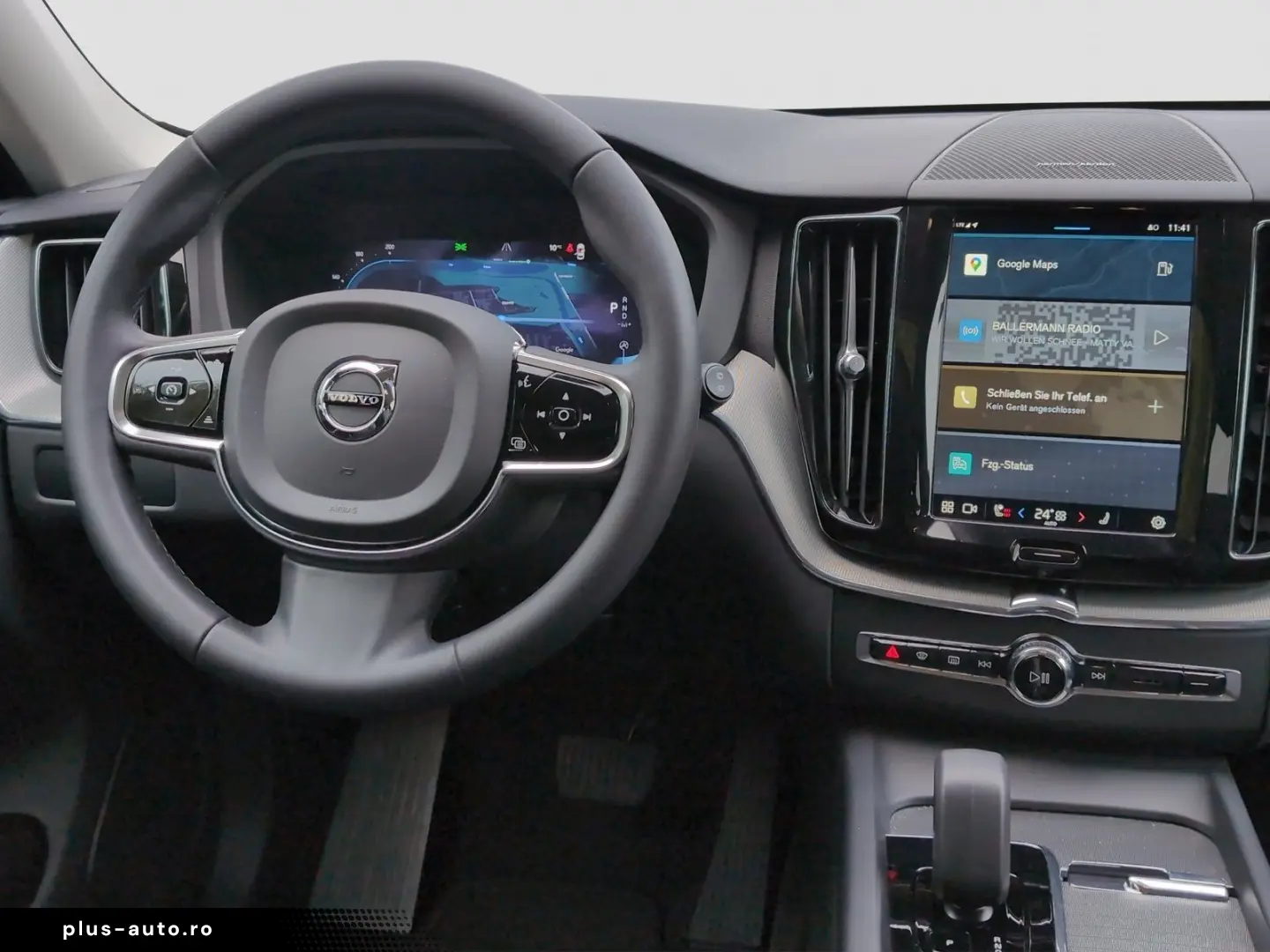 VOLVO XC60 B4 Diesel Plus Dark BLIS E-Sitze HarmanK