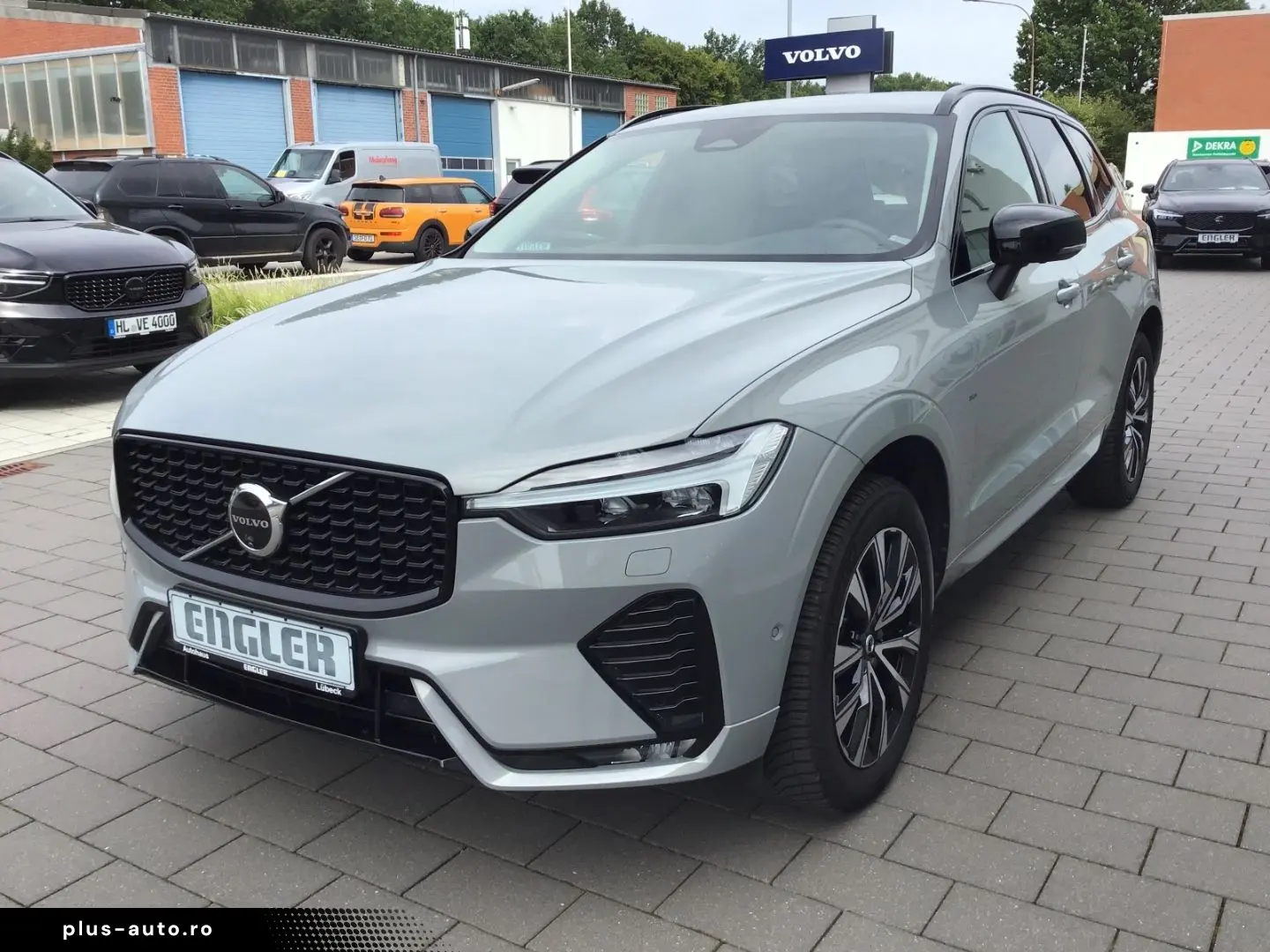 VOLVO XC60 B4 (Diesel) Plus Dark 360  Cam Navi Leder