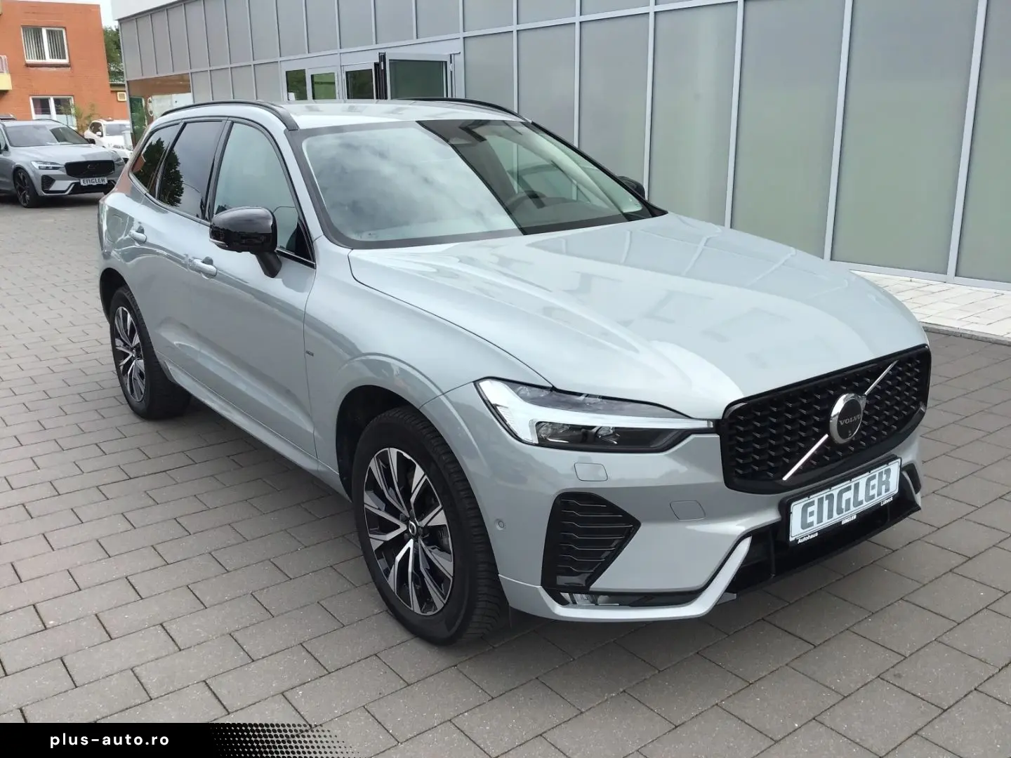 VOLVO XC60 B4 (Diesel) Plus Dark 360  Cam Navi Leder
