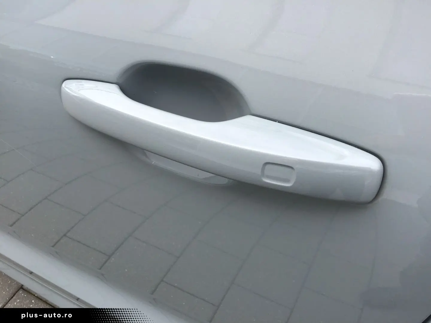 VOLVO XC60 B4 (Diesel) Plus Dark 360  Cam Navi Leder