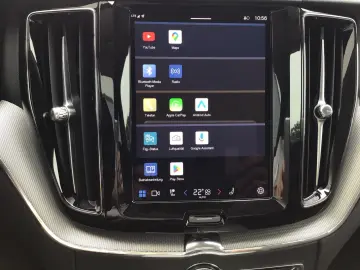 VOLVO XC60 B4 (Diesel) Plus Dark 360  Cam Navi Leder