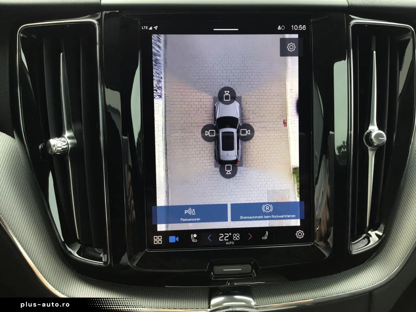 VOLVO XC60 B4 (Diesel) Plus Dark 360  Cam Navi Leder