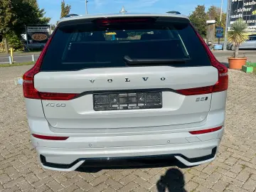 VOLVO XC 60 XC60 Plus Dark AWD