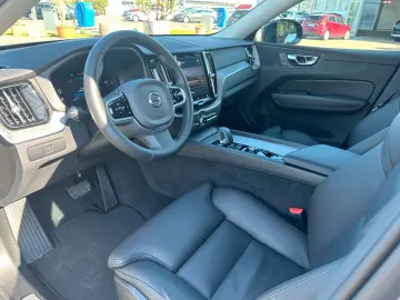 VOLVO XC 60 XC60 Plus Dark AWD