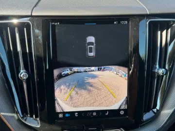 VOLVO XC 60 XC60 Plus Dark AWD