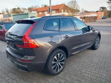 VOLVO XC60 B5 Plus Dark AWD