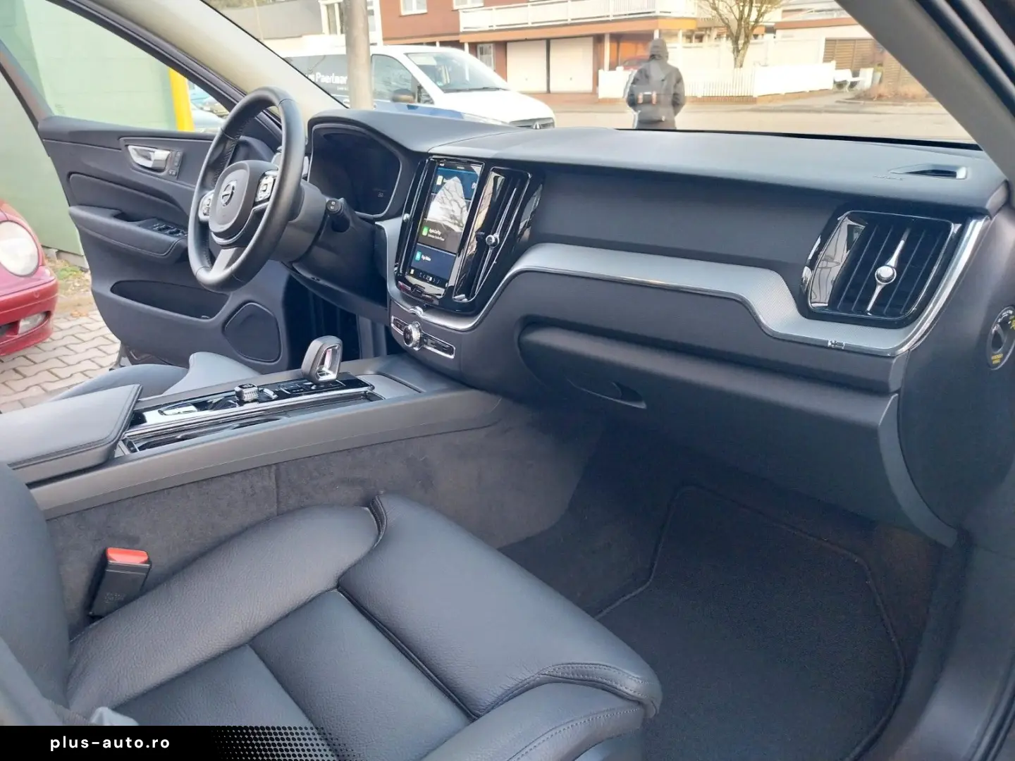 VOLVO XC60 B5 Plus Dark AWD