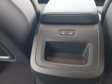 VOLVO XC60 B5 Plus Dark AWD