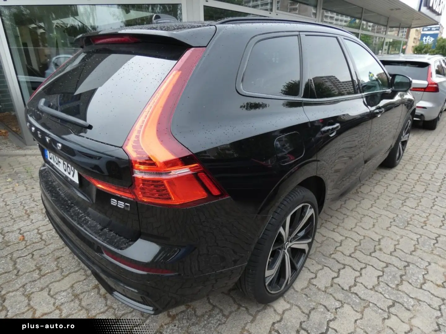 VOLVO XC60 B5 (Benzin) AWD Ultimate Dark (EURO 6d)