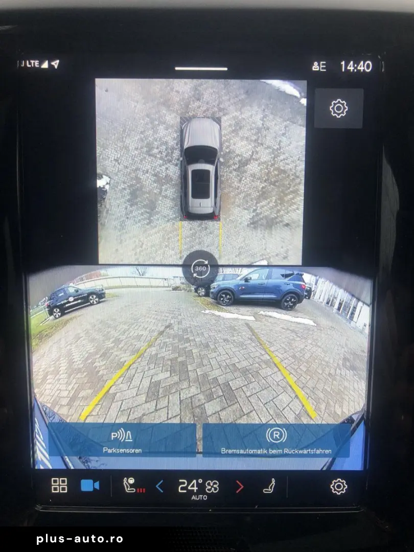 VOLVO XC60 B5 Plus Black Edition AWD Licht Paket