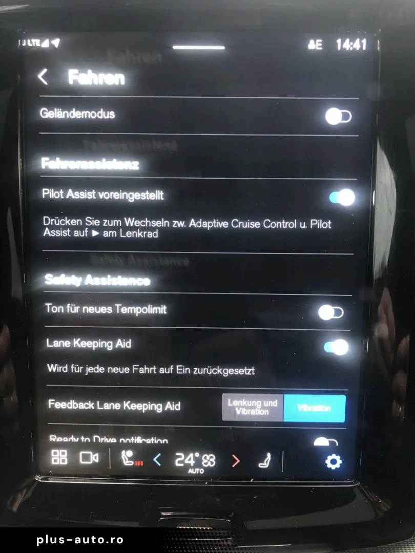 VOLVO XC60 B5 Plus Black Edition AWD Licht Paket