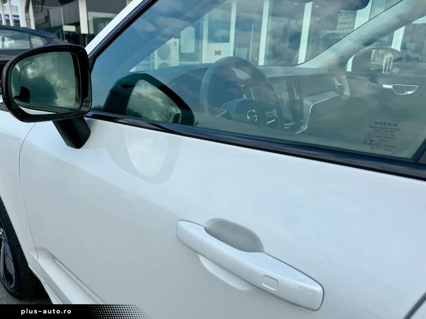 VOLVO XC60 B4 Diesel 8-Gang Ultimate Dark