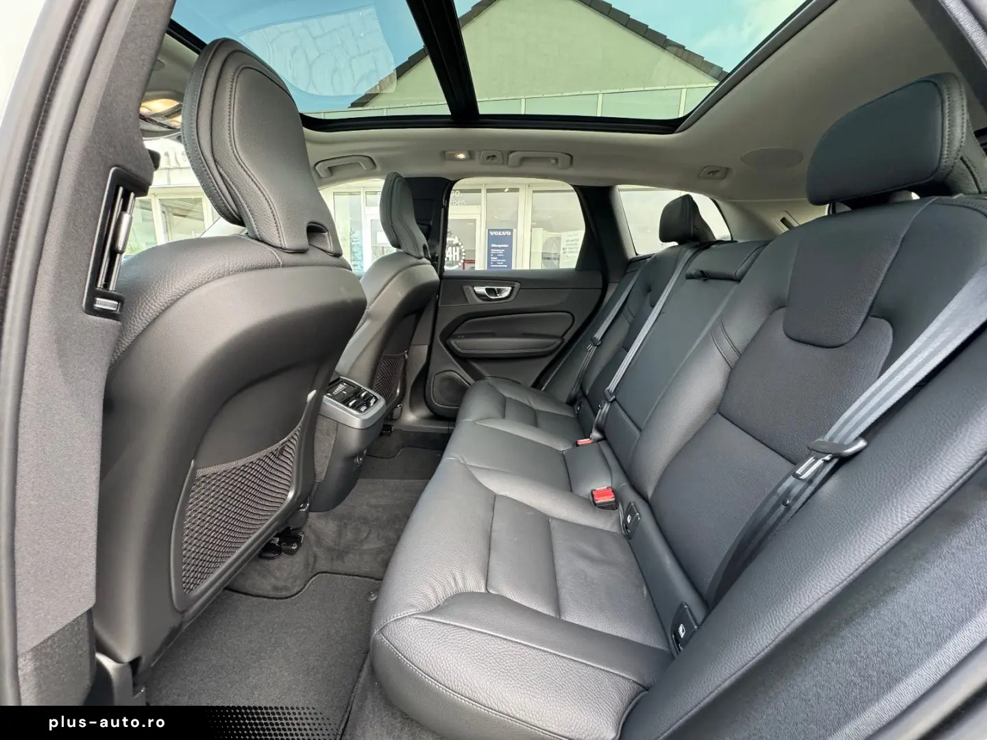 VOLVO XC60 B4 Diesel 8-Gang Ultimate Dark