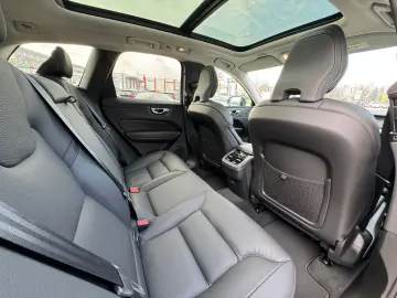 VOLVO XC60 B4 Diesel 8-Gang Ultimate Dark