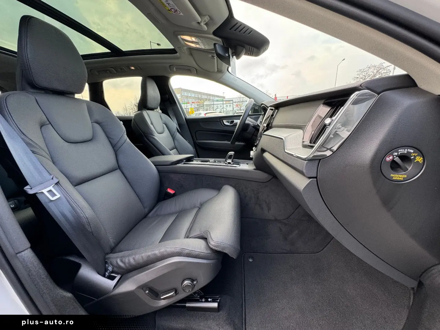 VOLVO XC60 B4 Diesel 8-Gang Ultimate Dark