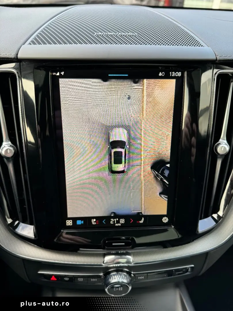 VOLVO XC60 B4 Diesel 8-Gang Ultimate Dark