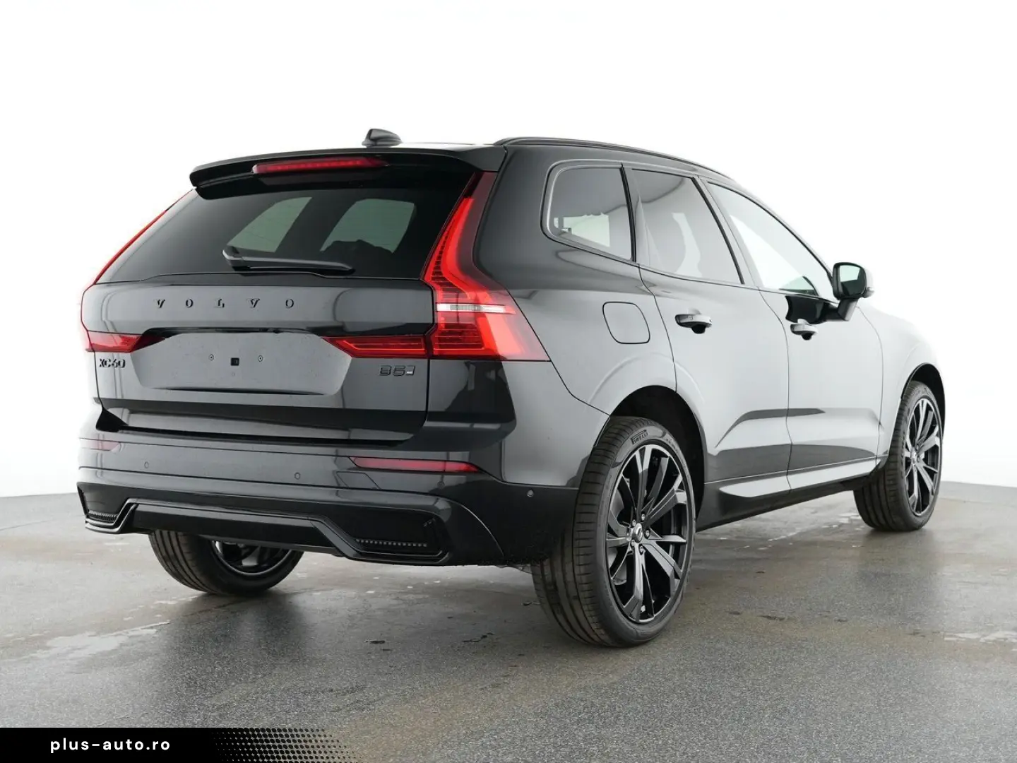 VOLVO XC60 B5 AWD Plus Black Edition PANO 360CAM FLED