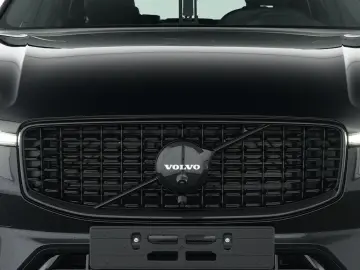 VOLVO XC60 B5 AWD Plus Black Edition PANO 360CAM FLED