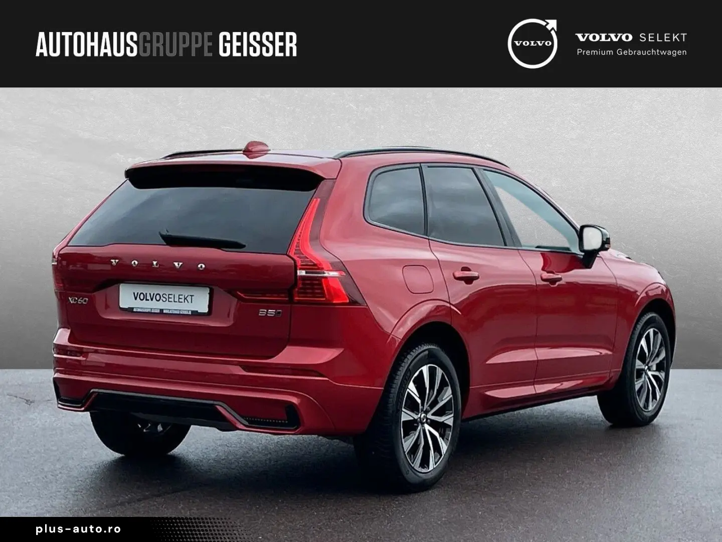 VOLVO XC60 B5 AWD Mild-Hybrid Plus Dark AHK ACC BLIS