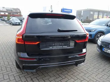 VOLVO XC60 Black Edition Ultra B5 AWD Pano 360  B&W