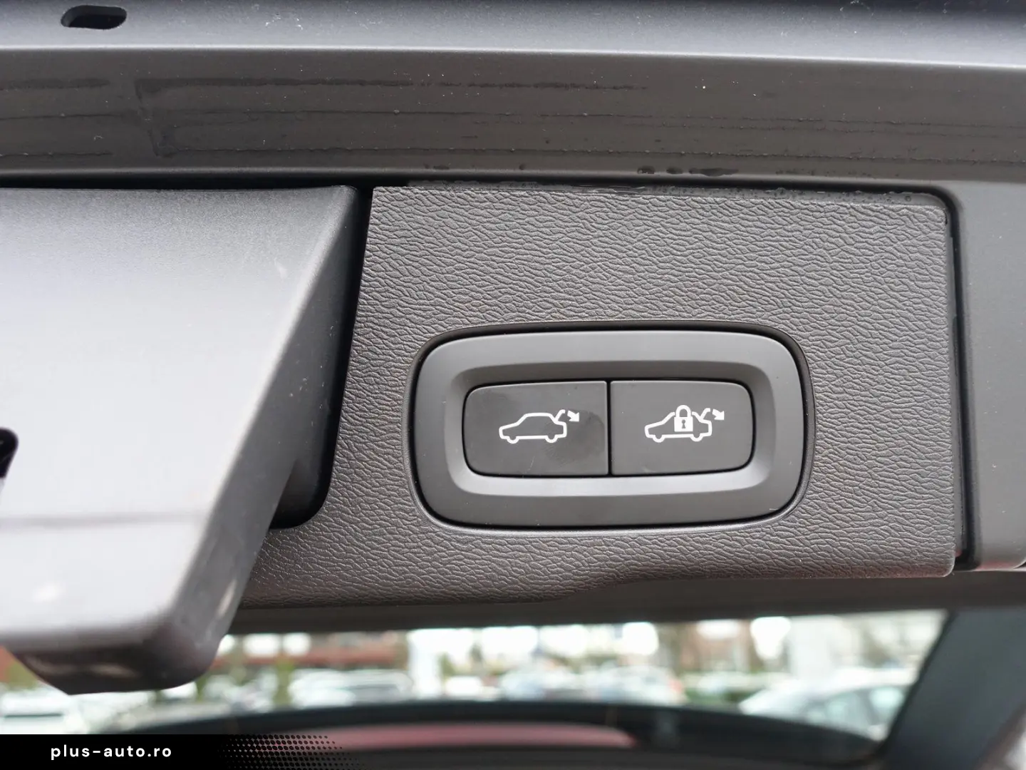 VOLVO XC60 Black Edition Ultra B5 AWD Pano 360  B&W