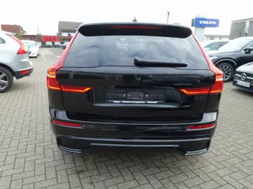 VOLVO XC60 Black Edition Ultra B5 AWD B&W HeadUP 360