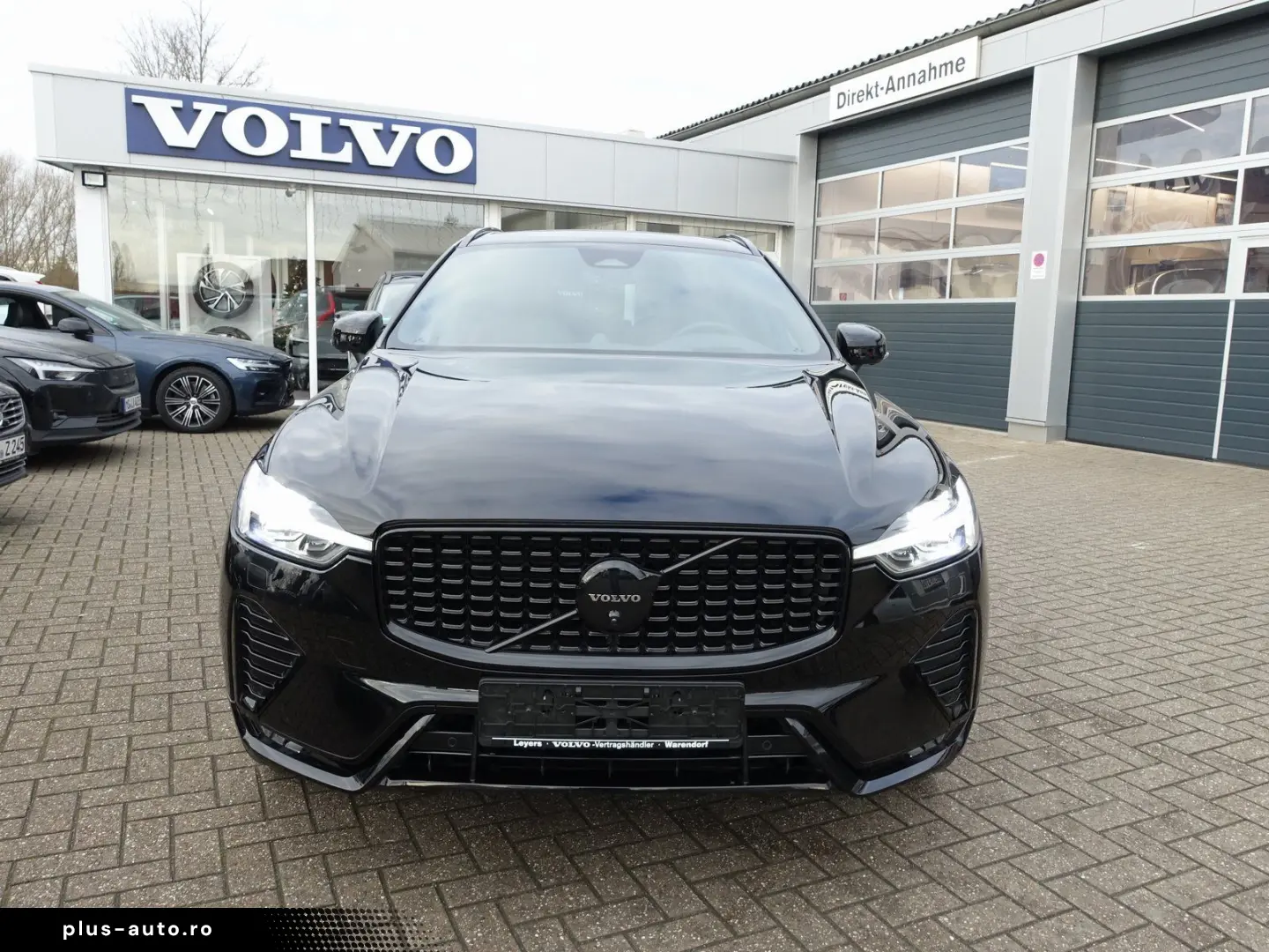 VOLVO XC60 Black Edition Ultra B5 AWD B&W HeadUP 360