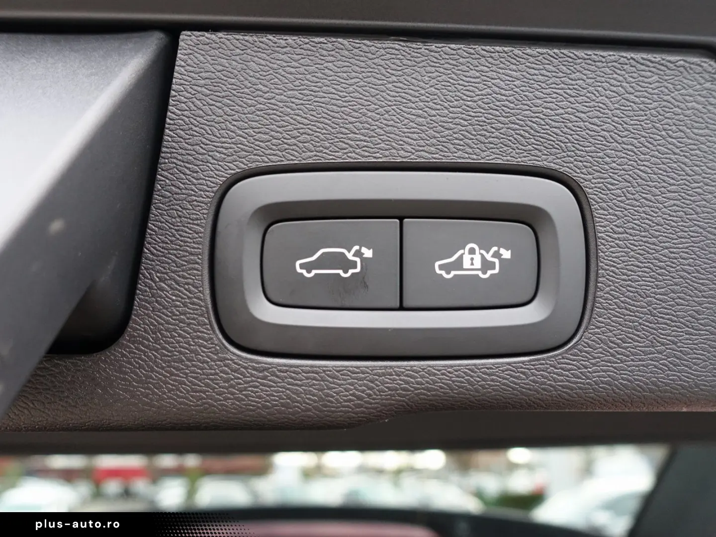 VOLVO XC60 Black Edition Ultra B5 AWD B&W HeadUP 360