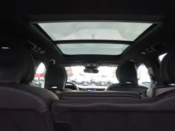 VOLVO XC60 Black Edition Ultra B5 AWD B&W HeadUP 360