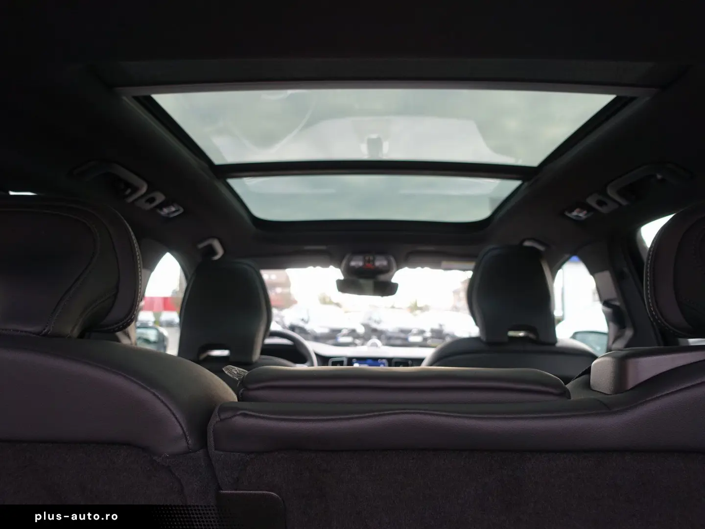 VOLVO XC60 Black Edition Ultra B5 AWD B&W HeadUP 360