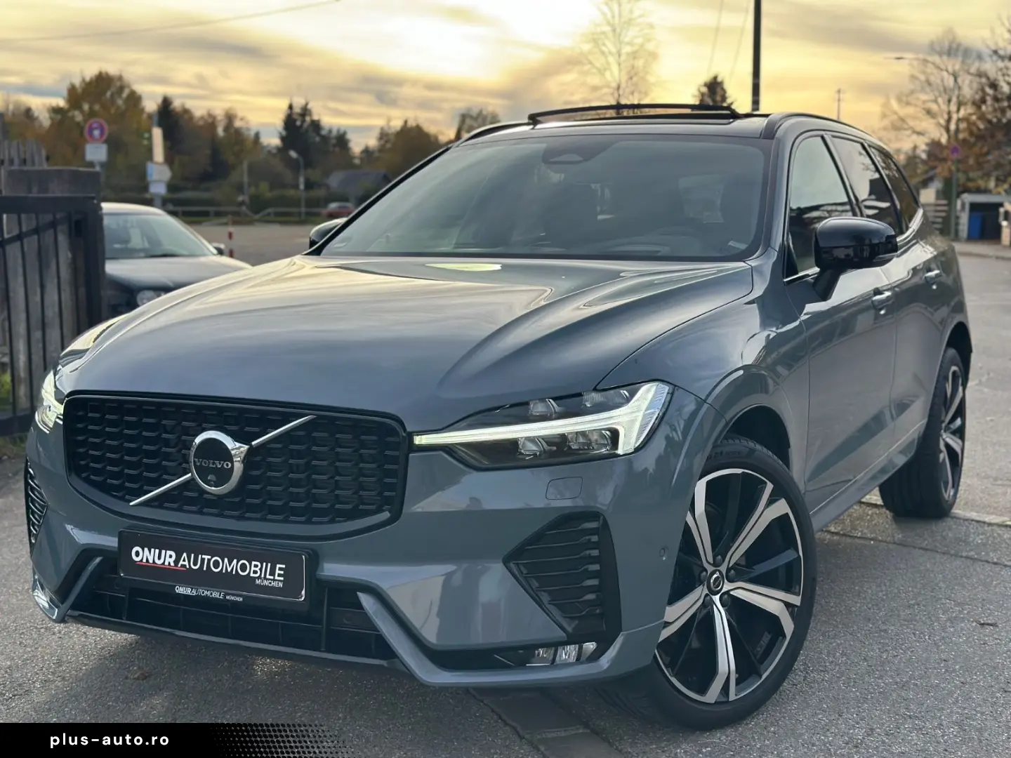 VOLVO XC60 Ultimate AWD HuD Leder Pano B&W 360  21