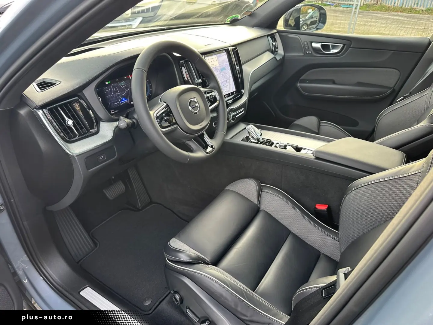 VOLVO XC60 Ultimate AWD HuD Leder Pano B&W 360  21