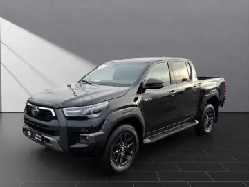 TOYOTA Hilux DOUBLE CAB INVINCIBLE 4x4