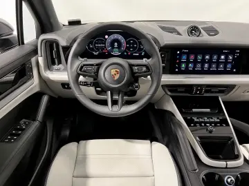 PORSCHE Cayenne E-Hybrid