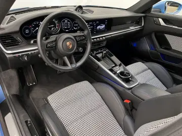 PORSCHE 911 Turbo S   PTS   Lift   Heritage Design