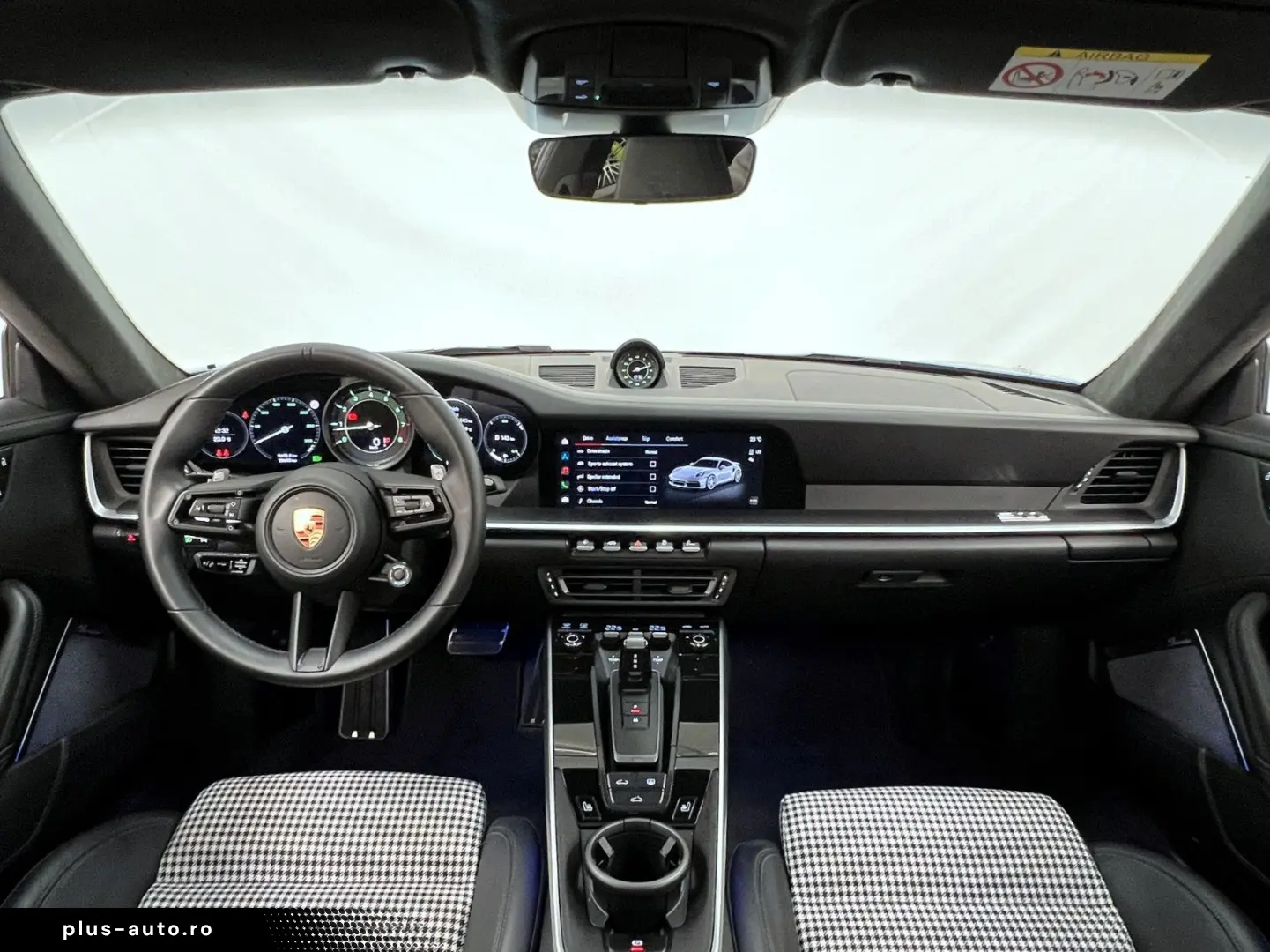 PORSCHE 911 Turbo S   PTS   Lift   Heritage Design