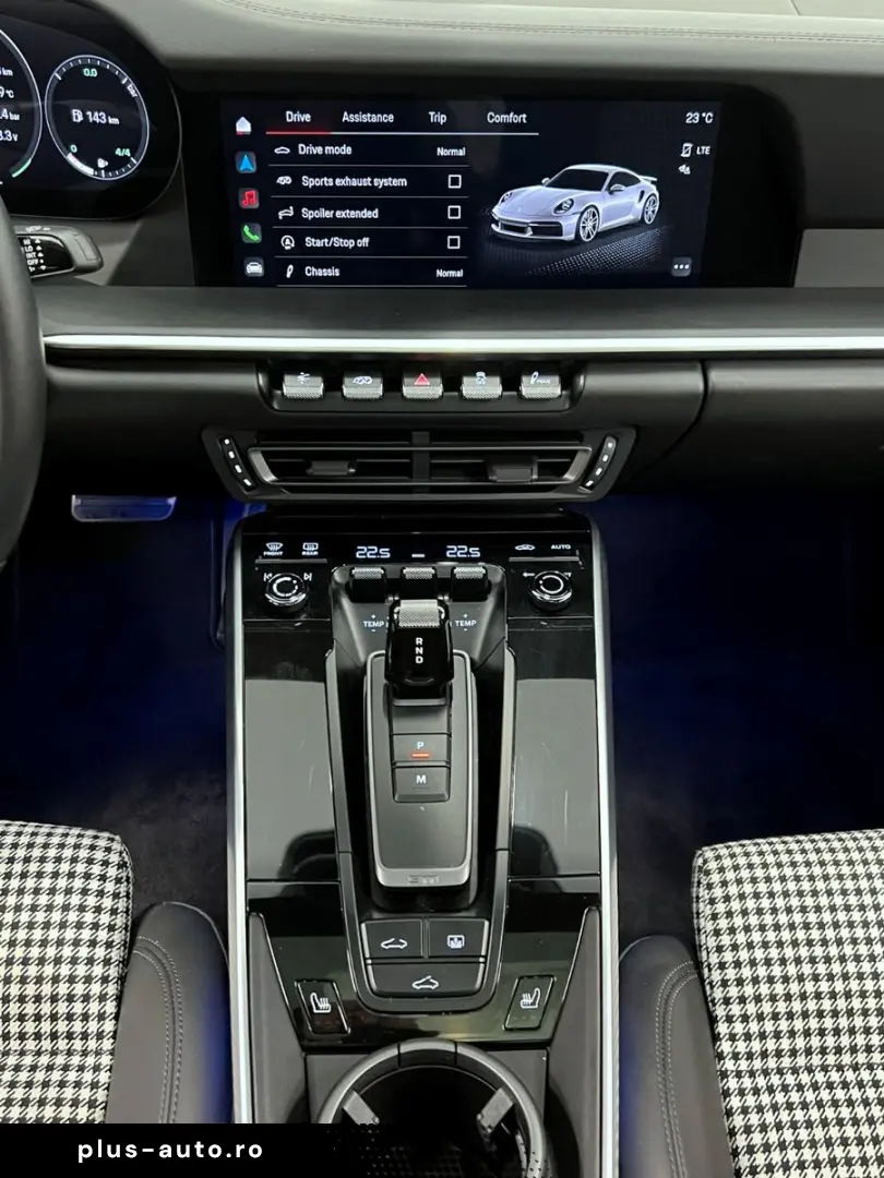 PORSCHE 911 Turbo S   PTS   Lift   Heritage Design