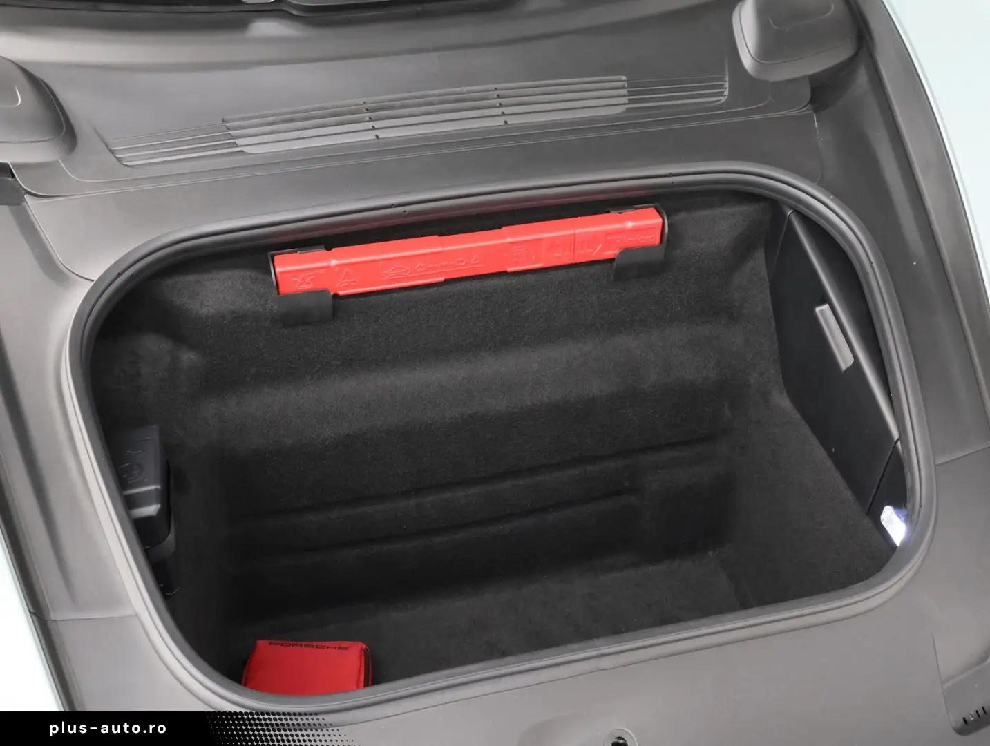 PORSCHE 911 Targa 4 GTS T-Hybrid