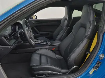 PORSCHE 911 Carrera 4 GTS T-Hybrid