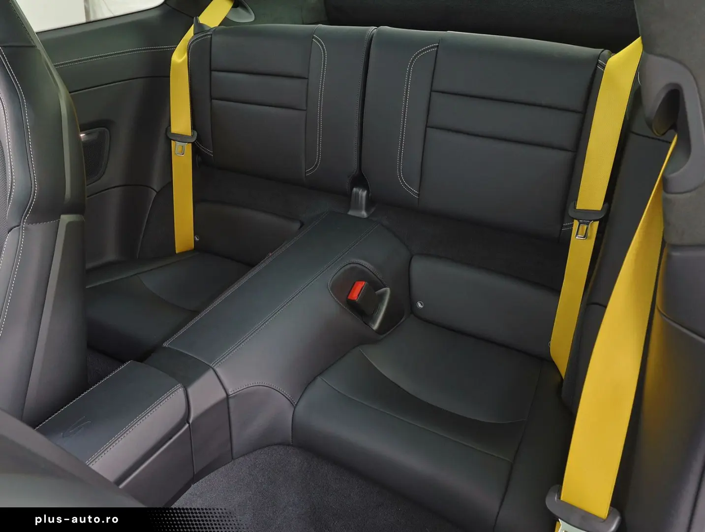 PORSCHE 911 Carrera 4 GTS T-Hybrid