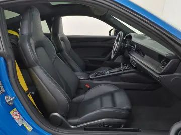 PORSCHE 911 Carrera 4 GTS T-Hybrid