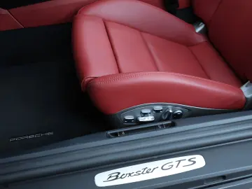 PORSCHE 718 Boxster GTS 4.0