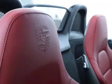 PORSCHE 718 Boxster GTS 4.0