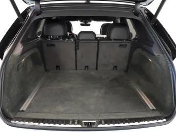 BENTLEY Bentayga 3.0 Hybrid 4WD Autom.