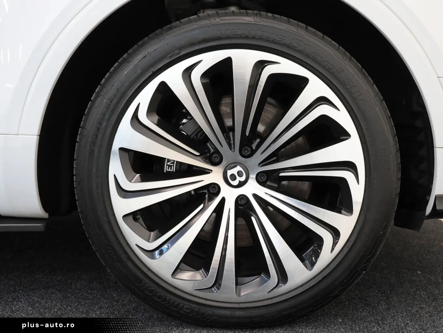 BENTLEY Bentayga 3.0 Hybrid 4WD Autom.